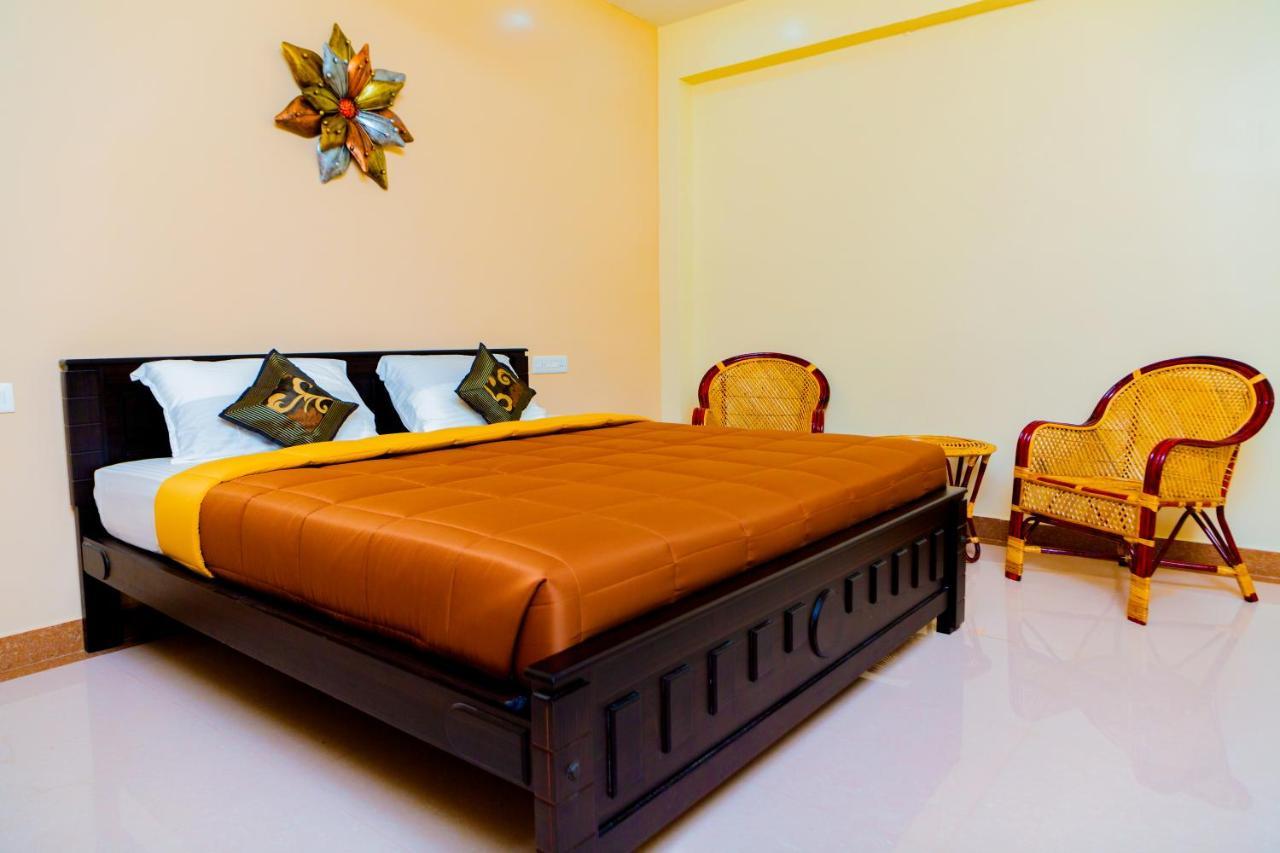 Laughing Waters Fine Stay Kuttālam Exterior foto